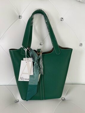 Y2K - 👜 Kayla + Ava Green Top Handle Tote & Crossbody Set